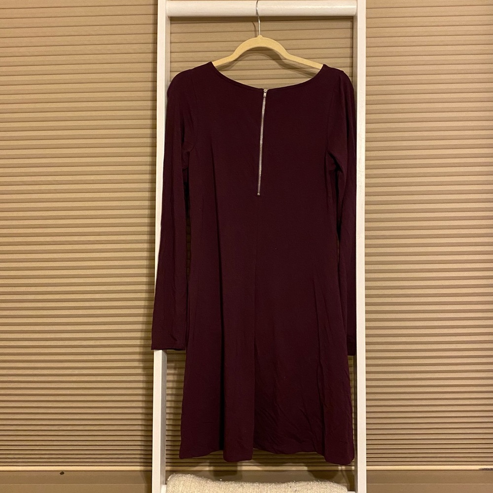 Express Burgundy Long Sleeve Swing Dress Size Medium Fit & Flare Open Back - Picture 3 of 8